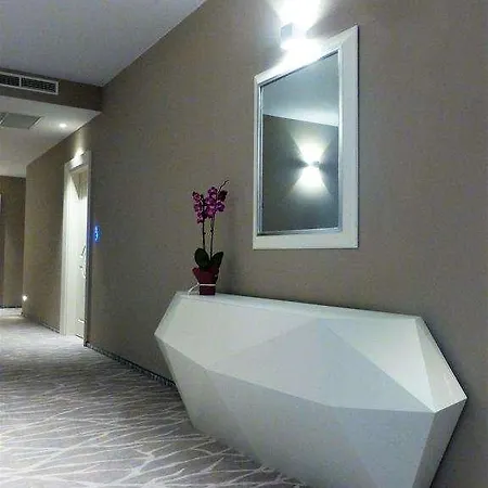 Milano Hotel 3*