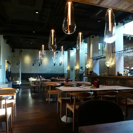 Hotel Milano 3*