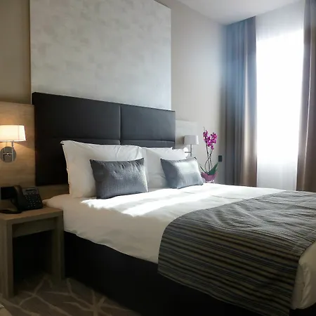 Milano Hotel 3*