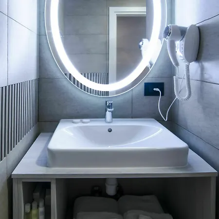 Hotel Milano 3*