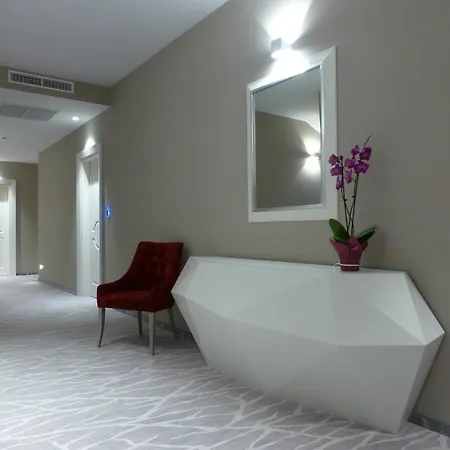 Milano Hotel 3*